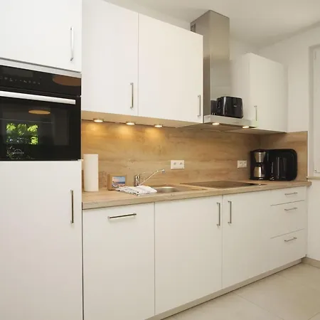 Rex Rugia Haus 17 01 아파트 *